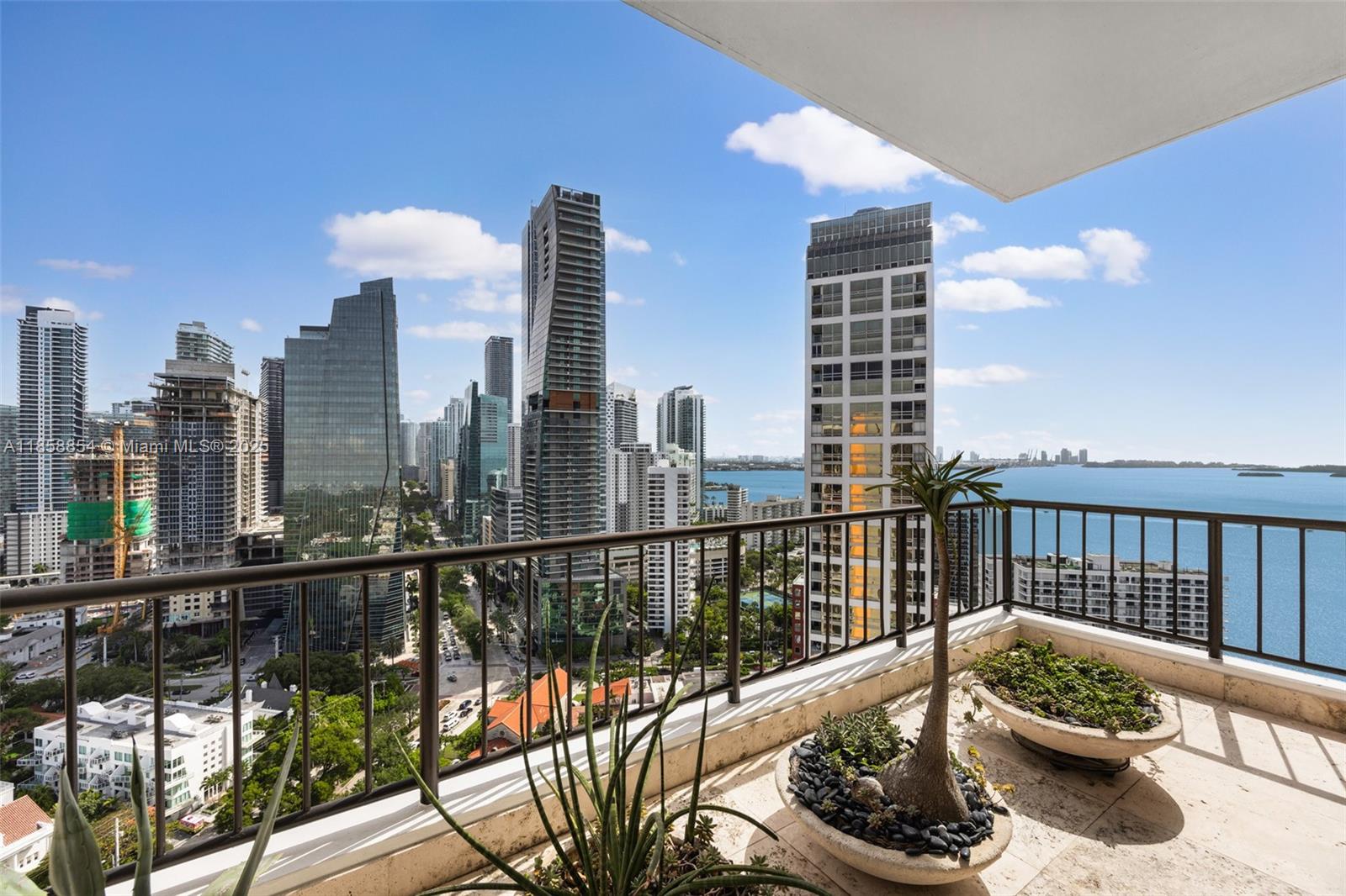 1581 Brickell Ave #T104, Miami FL 33129