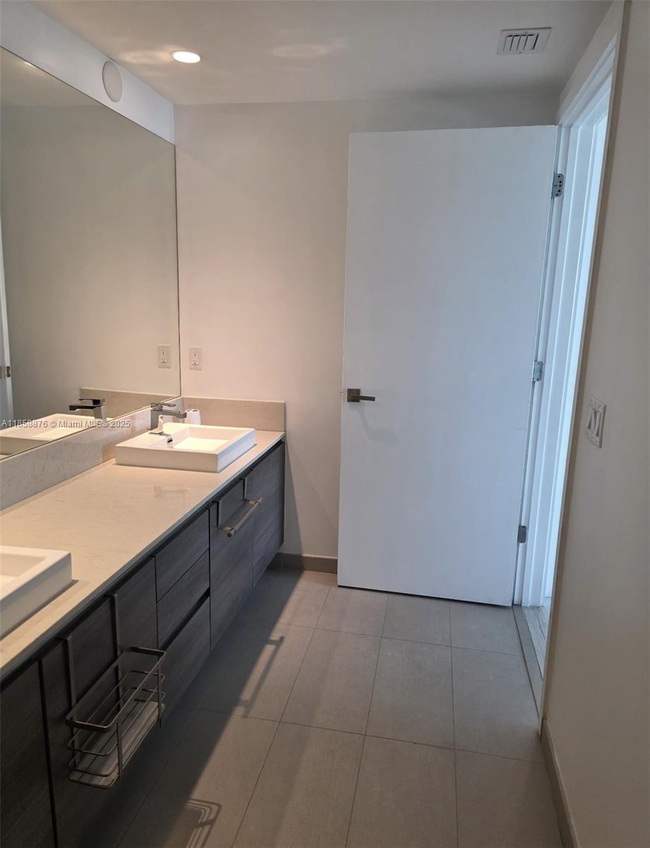 1080 Brickell Ave #2602, Miami FL 33131