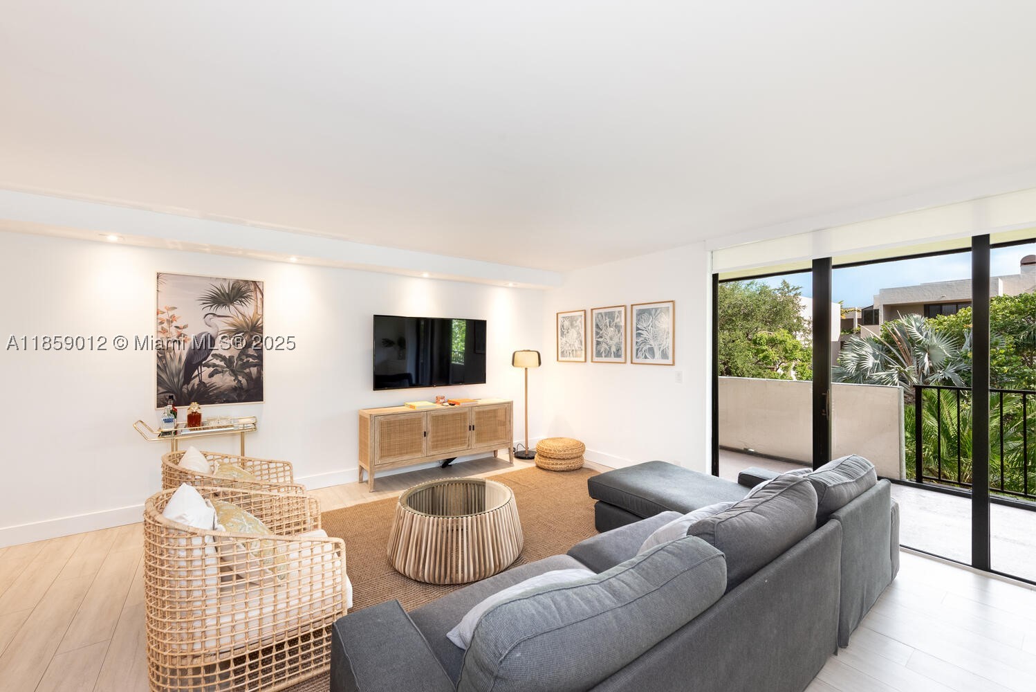 181 Crandon Blvd #306, Key Biscayne FL 33149