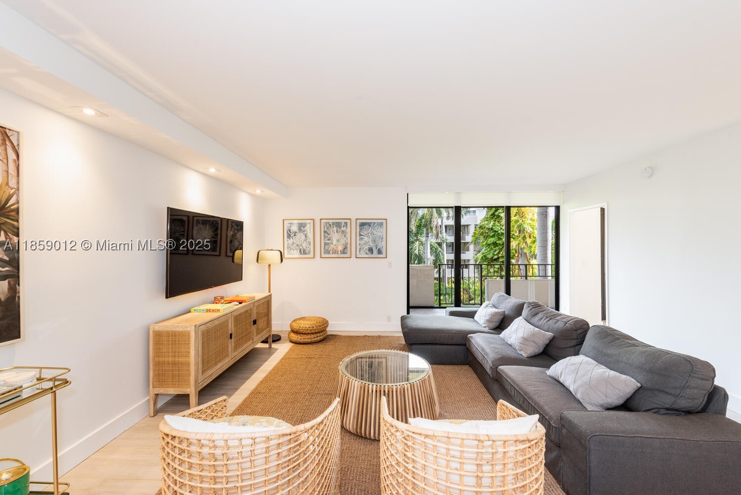 181 Crandon Blvd #306, Key Biscayne FL 33149