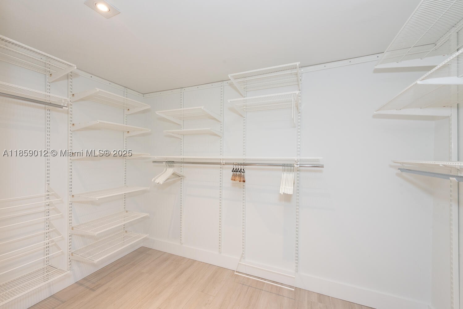 181 Crandon Blvd #306, Key Biscayne FL 33149
