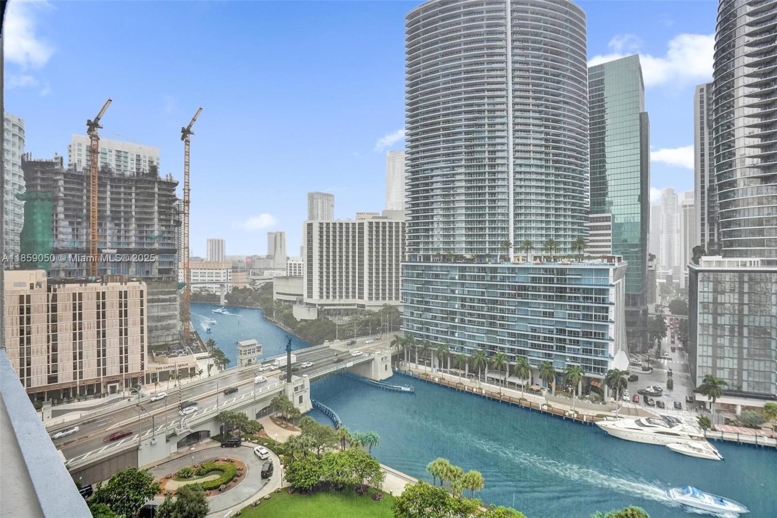 475 Brickell Ave #1714, Miami FL 33131