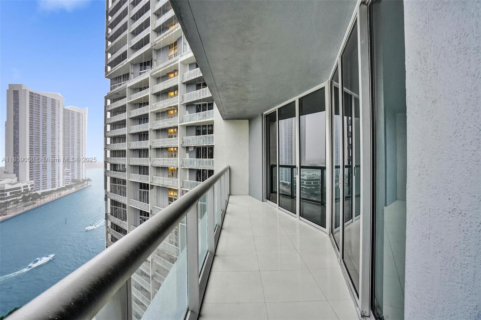 475 Brickell Ave #1714, Miami FL 33131
