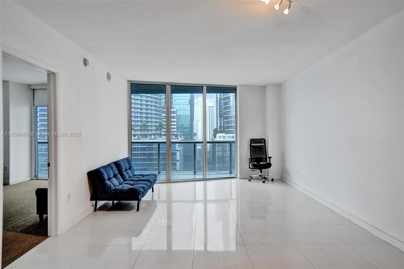 475 Brickell Ave #1714, Miami FL 33131