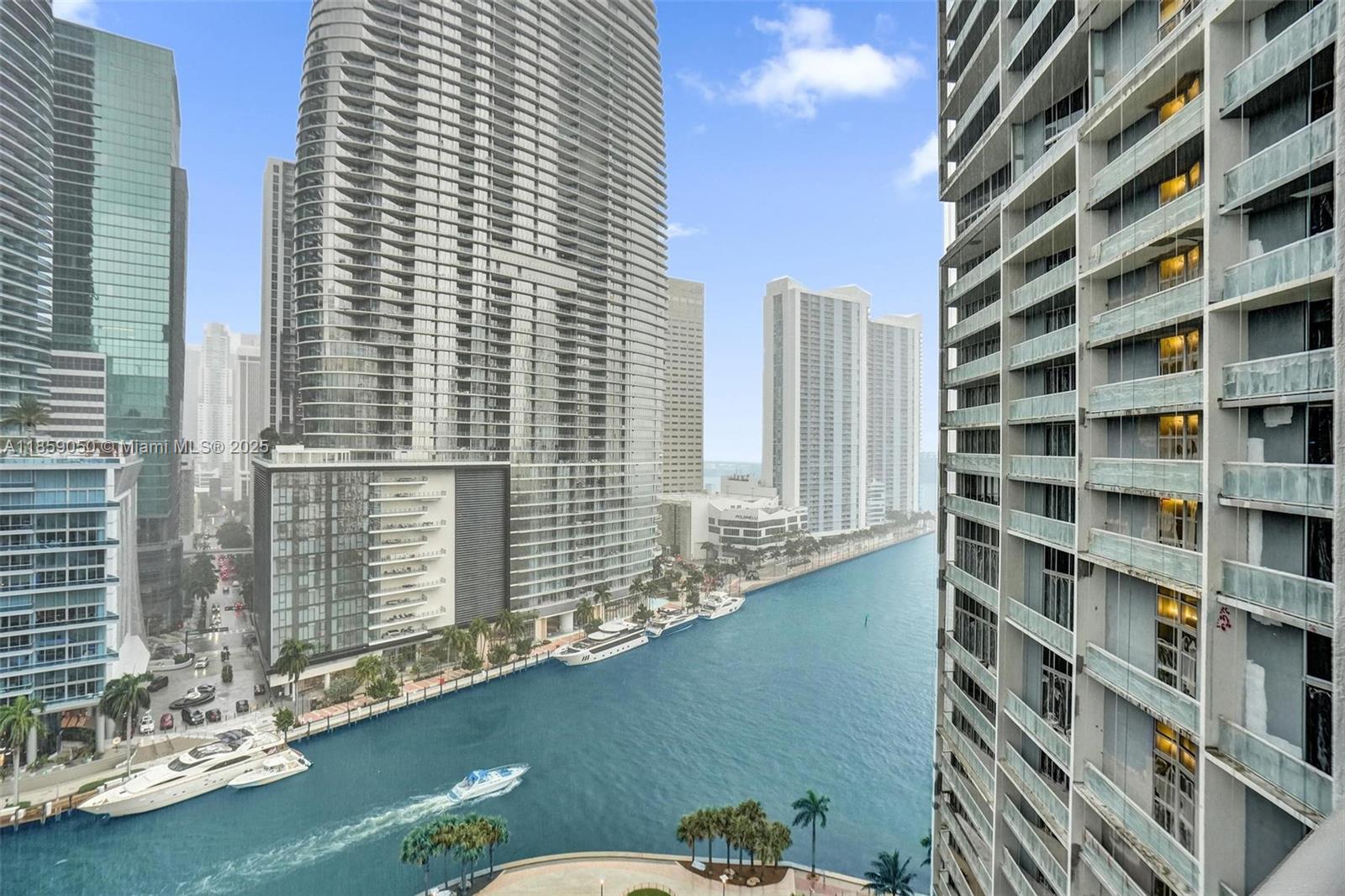 475 Brickell Ave #1714, Miami FL 33131