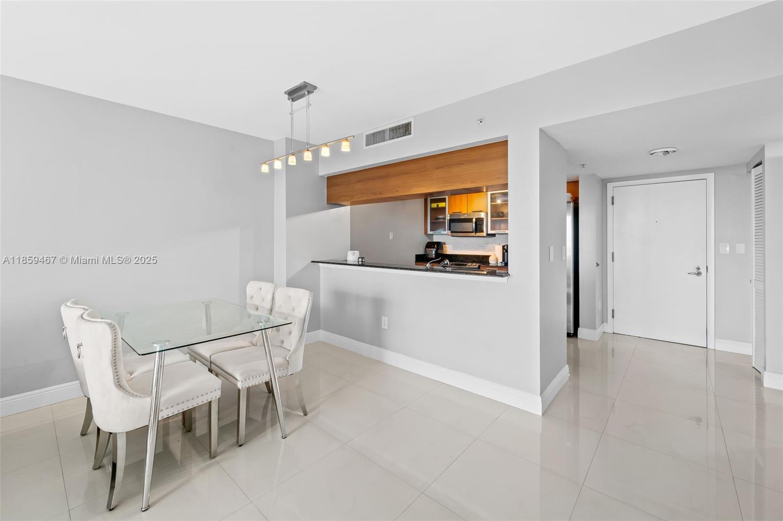 1800 N Bayshore Dr #3704, Miami FL 33132