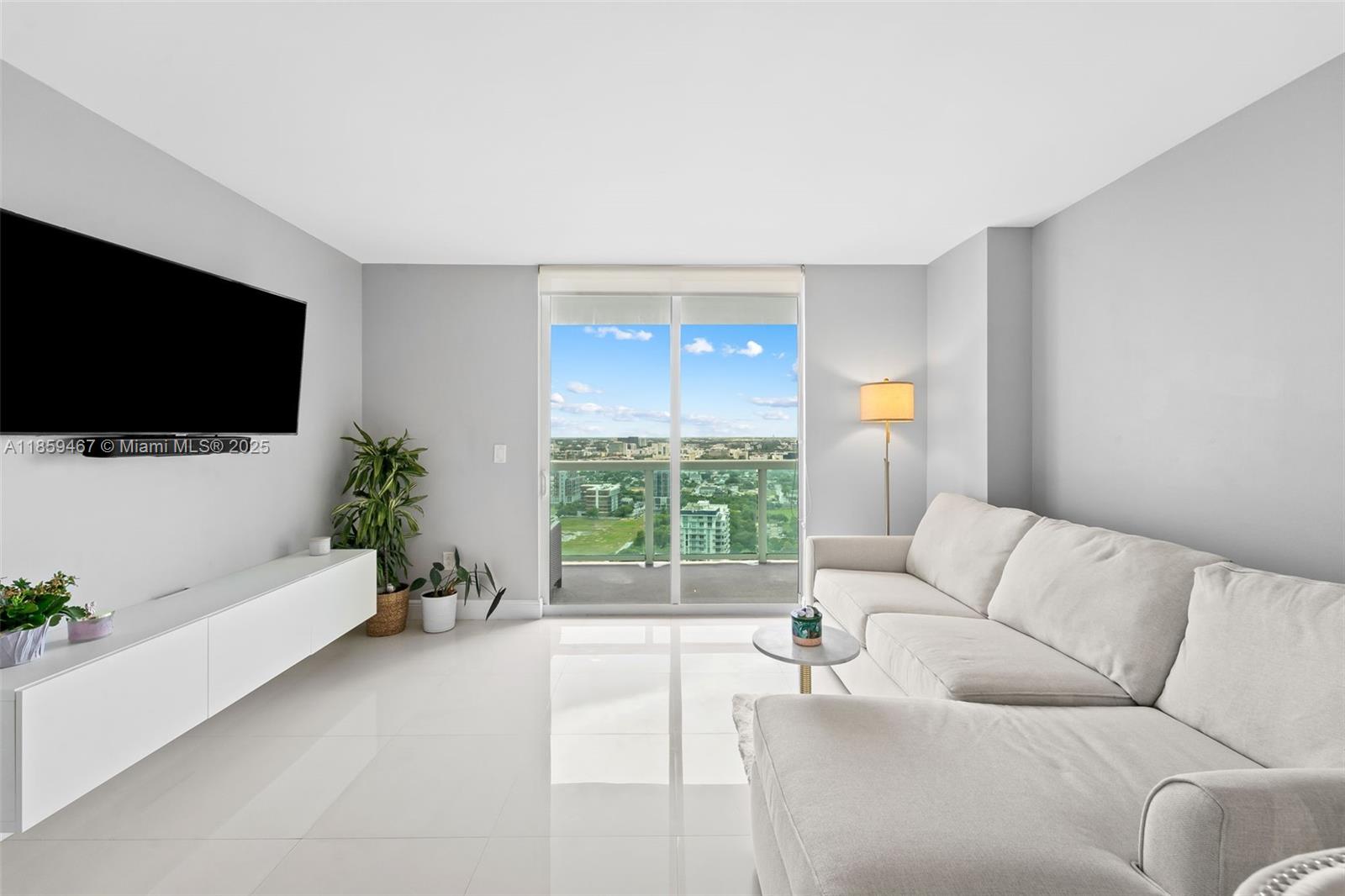 1800 N Bayshore Dr #3704, Miami FL 33132