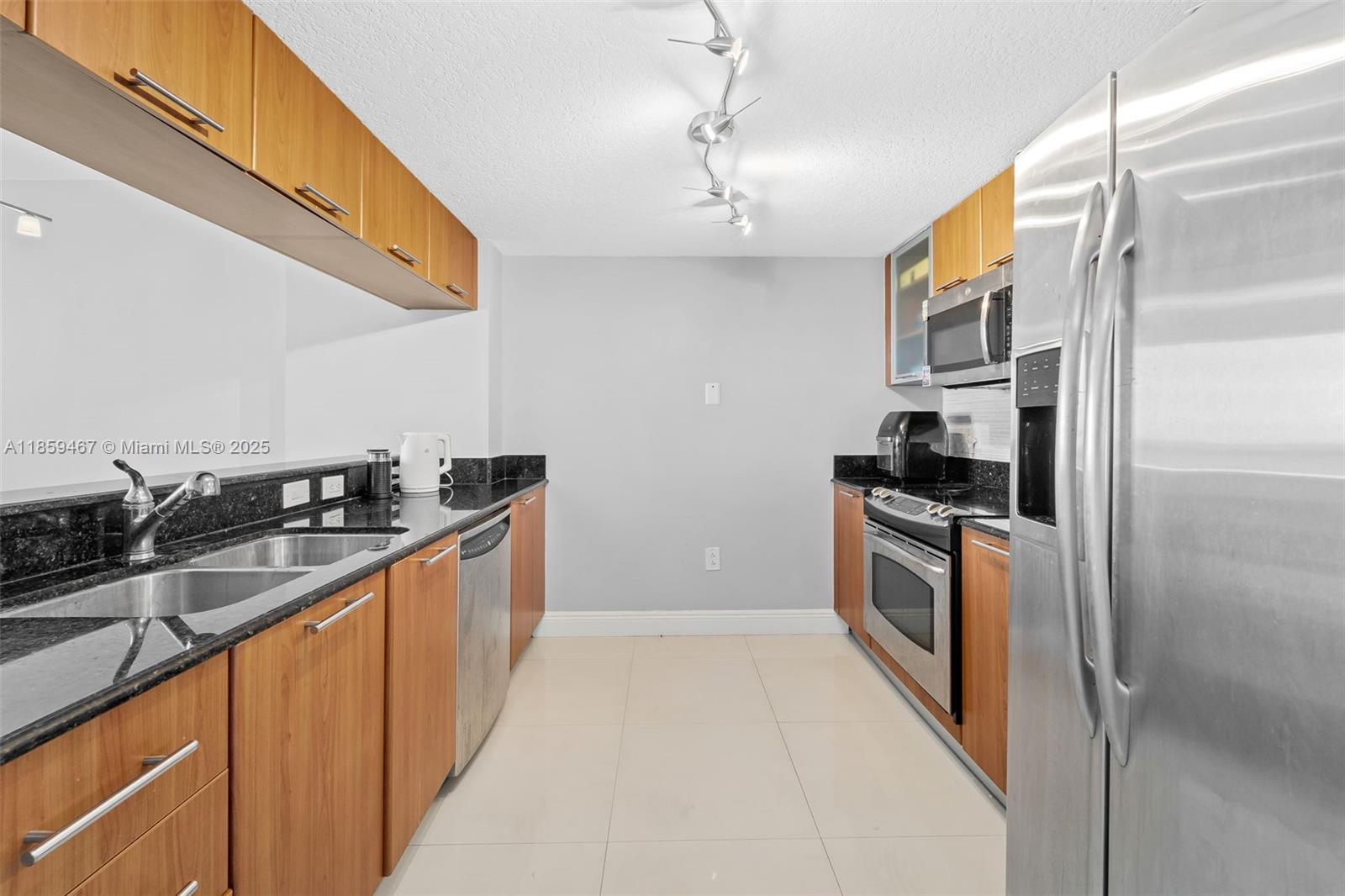 1800 N Bayshore Dr #3704, Miami FL 33132