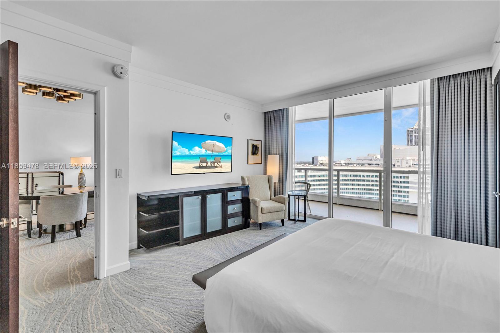 4391 Collins Ave #1706/1707, Miami Beach FL 33140