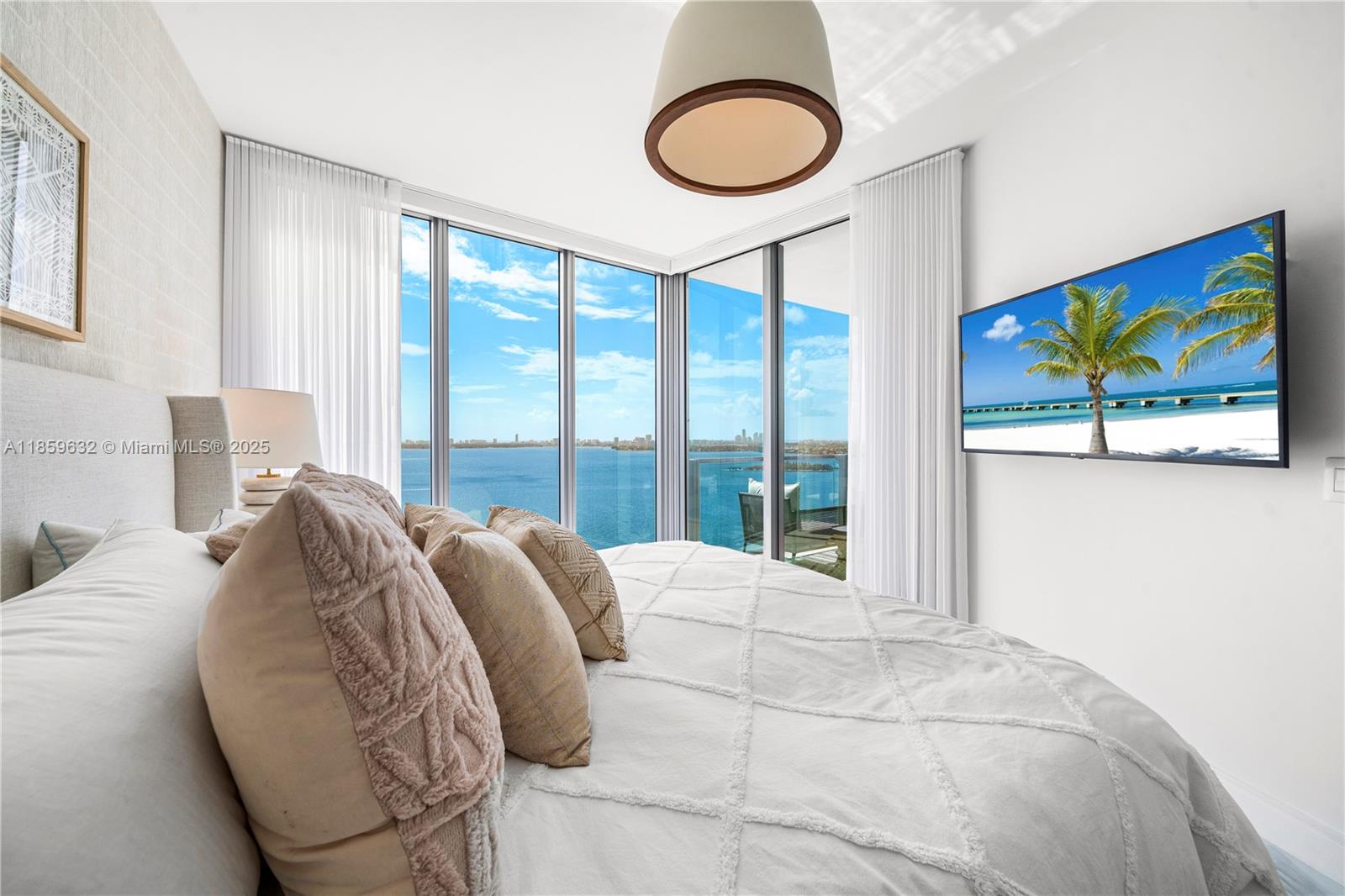 2900 NE 7th Avenue #2303, Miami FL 33137