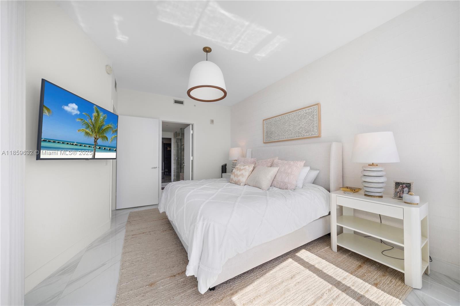 2900 NE 7th Avenue #2303, Miami FL 33137