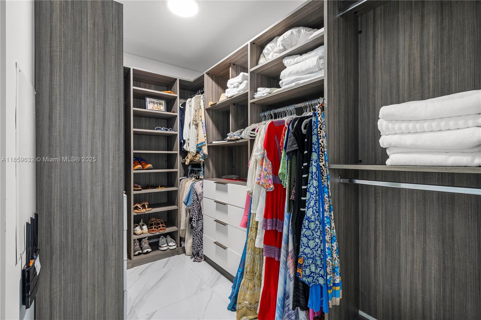 2900 NE 7th Avenue #2303, Miami FL 33137