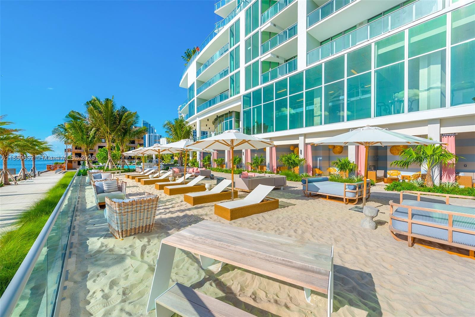 2900 NE 7th Avenue #2303, Miami FL 33137