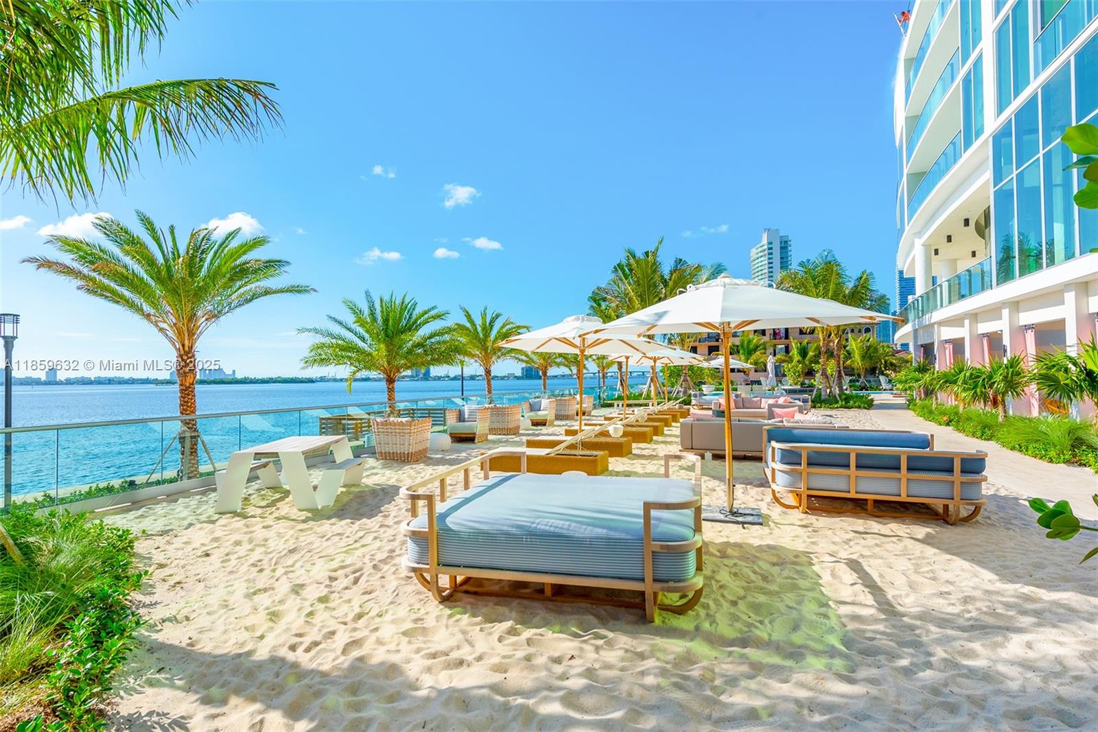 2900 NE 7th Avenue #2303, Miami FL 33137