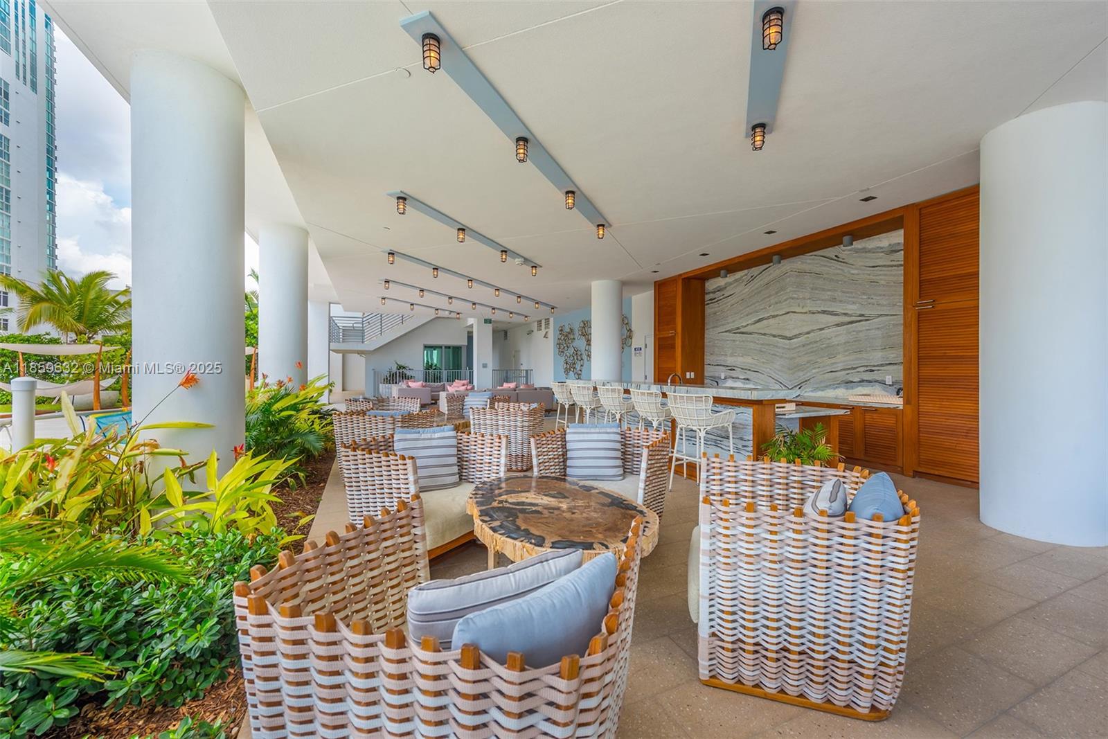 2900 NE 7th Avenue #2303, Miami FL 33137
