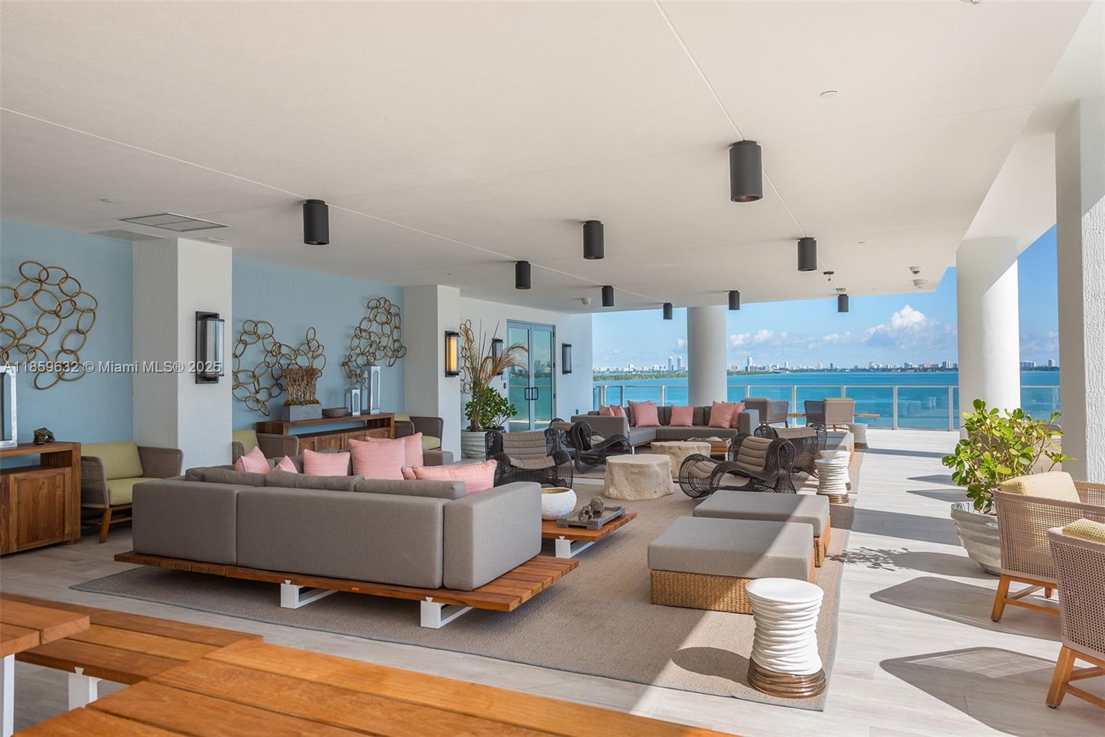 2900 NE 7th Avenue #2303, Miami FL 33137