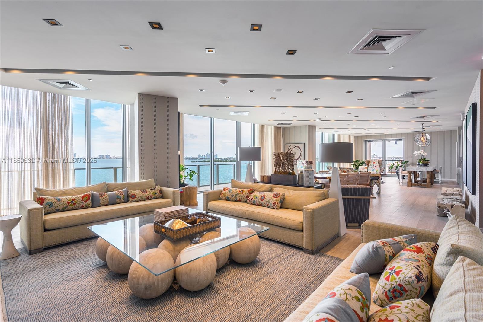 2900 NE 7th Avenue #2303, Miami FL 33137
