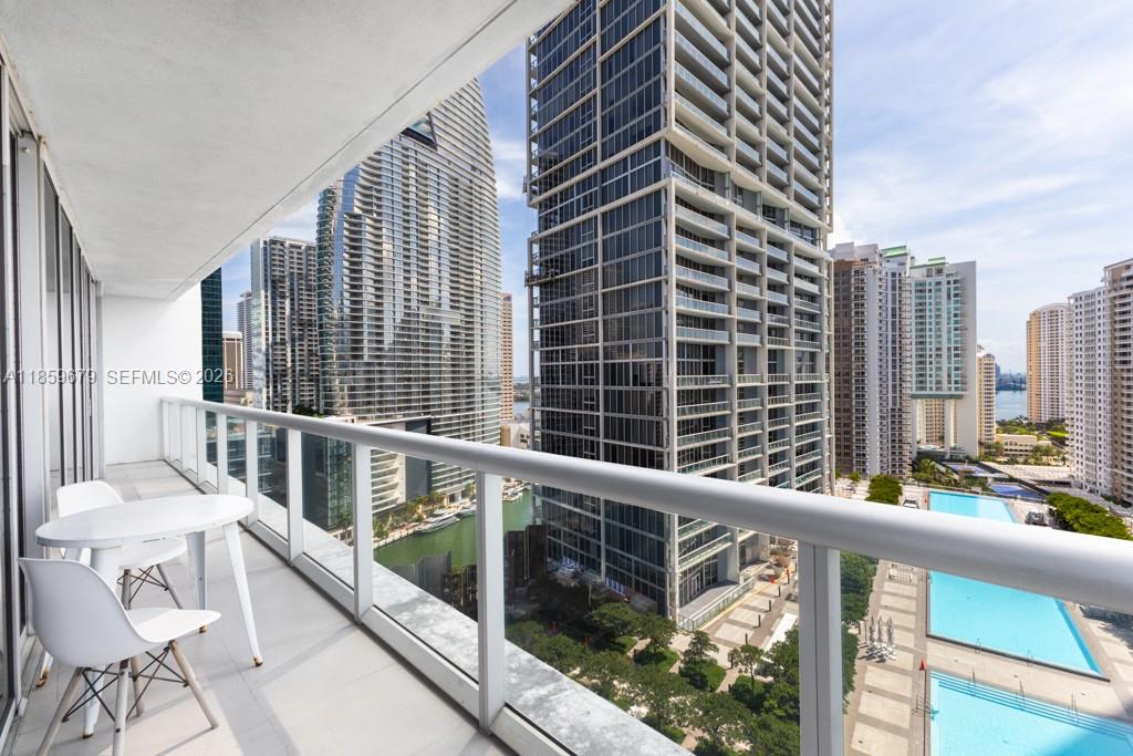 485 Brickell Ave #2210, Miami FL 33131