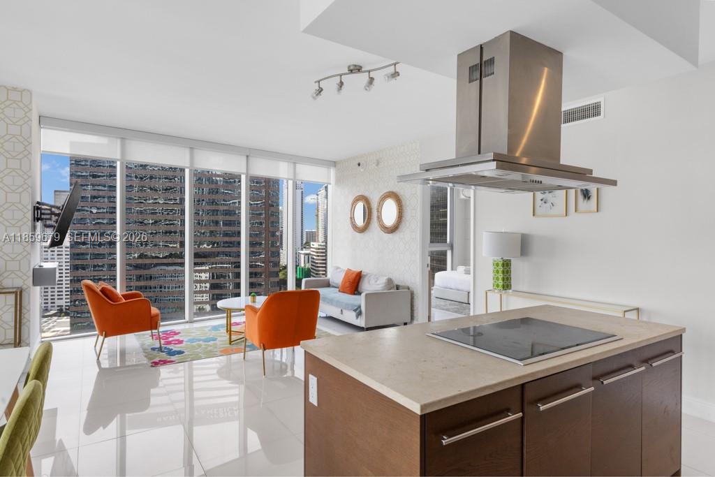 485 Brickell Ave #2210, Miami FL 33131