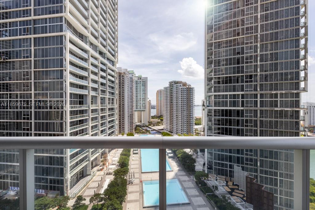 485 Brickell Ave #2210, Miami FL 33131