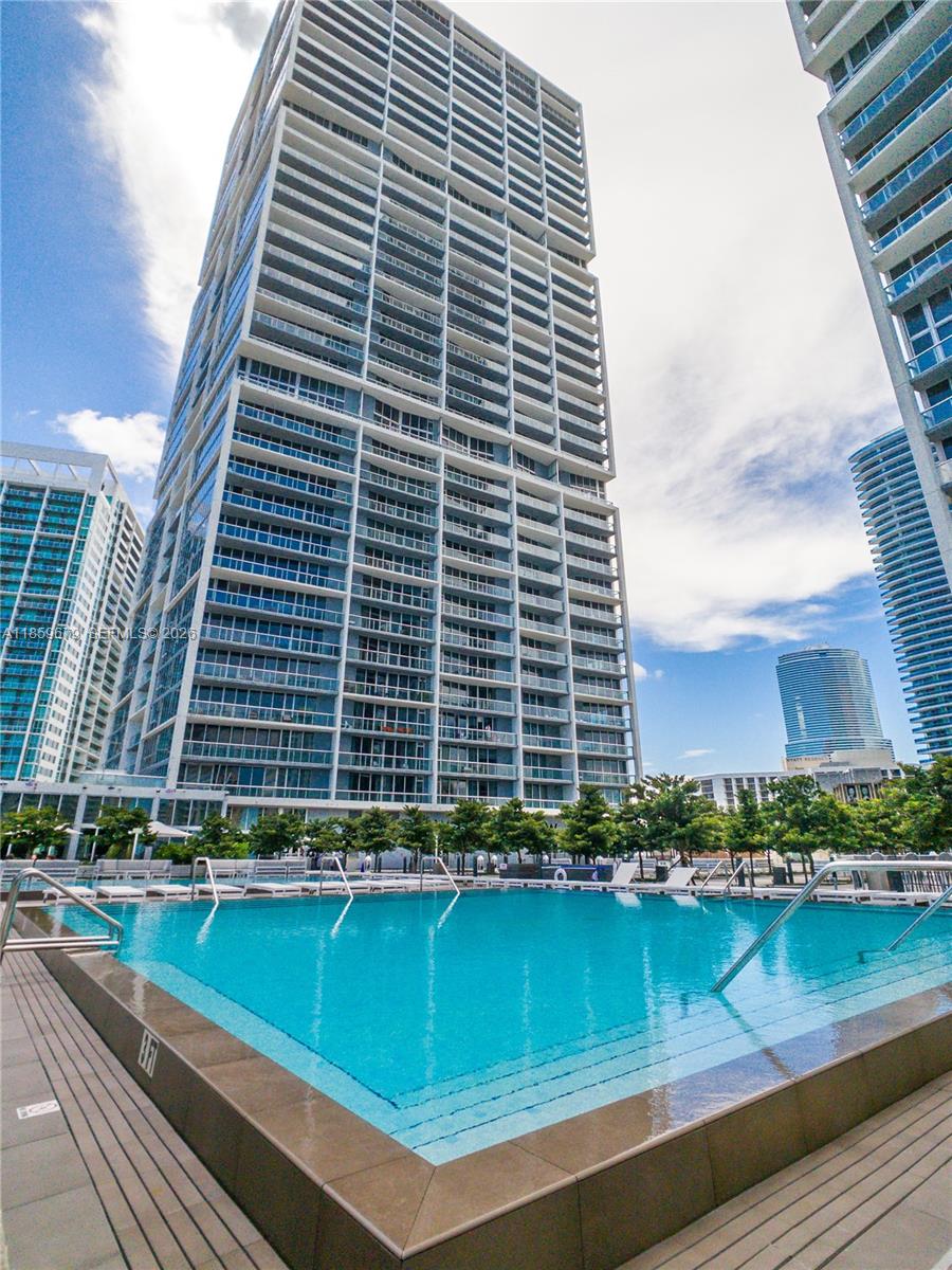 485 Brickell Ave #2210, Miami FL 33131