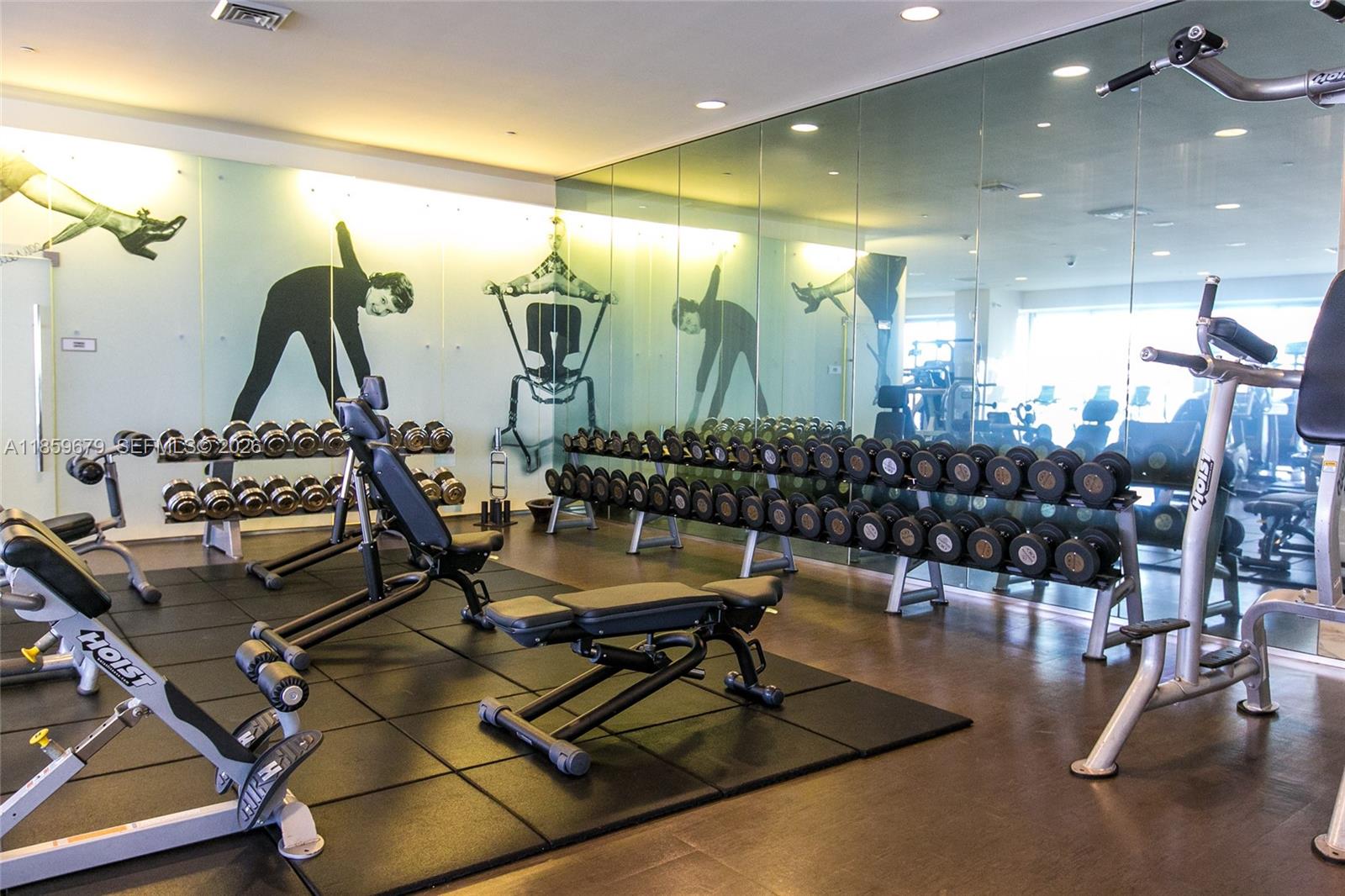 485 Brickell Ave #2210, Miami FL 33131