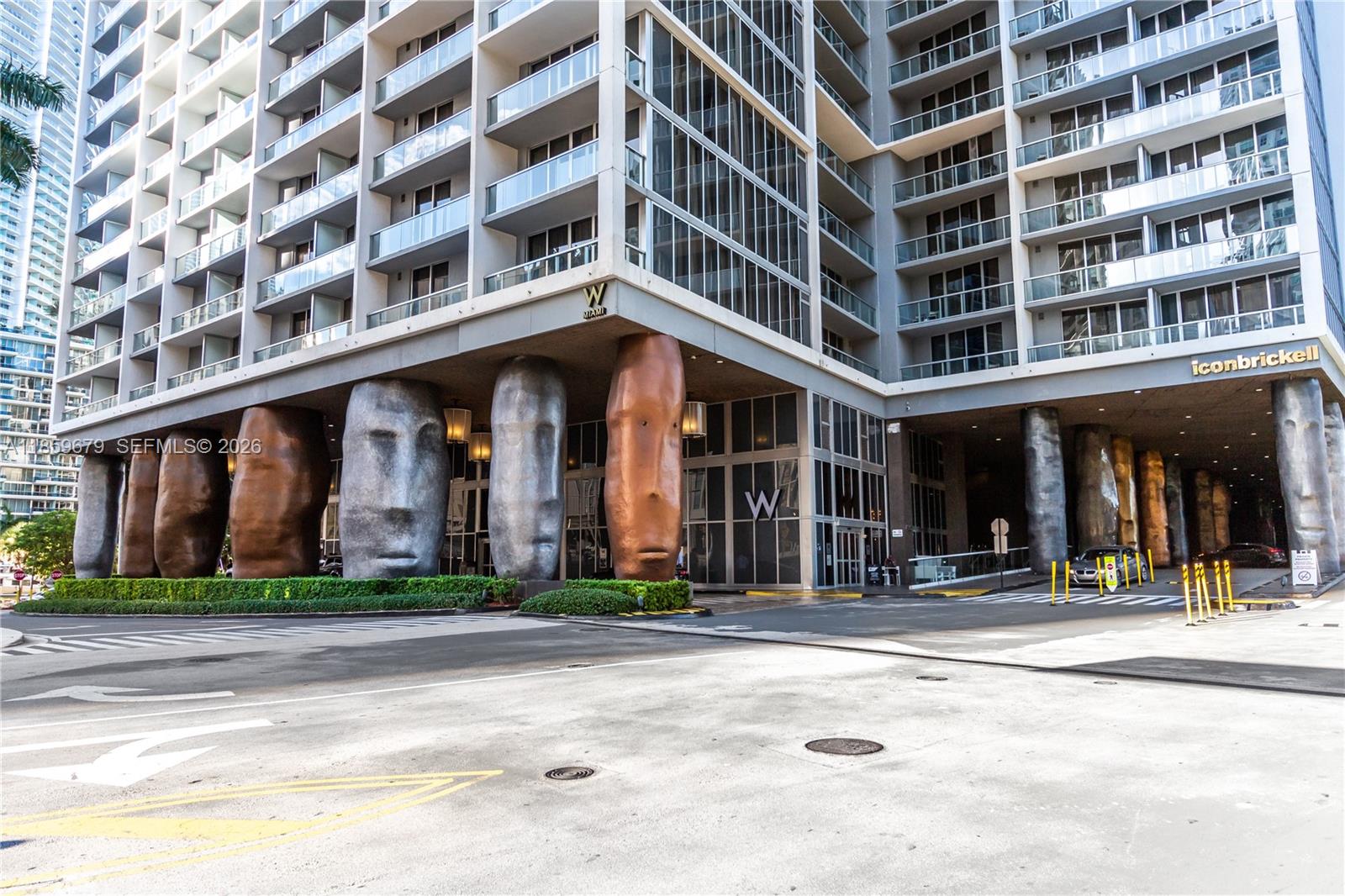 485 Brickell Ave #2210, Miami FL 33131
