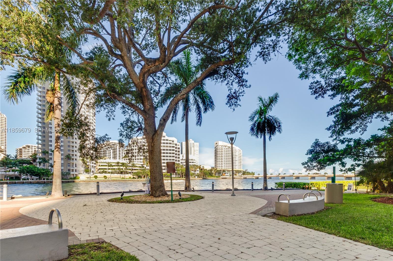 485 Brickell Ave #2210, Miami FL 33131