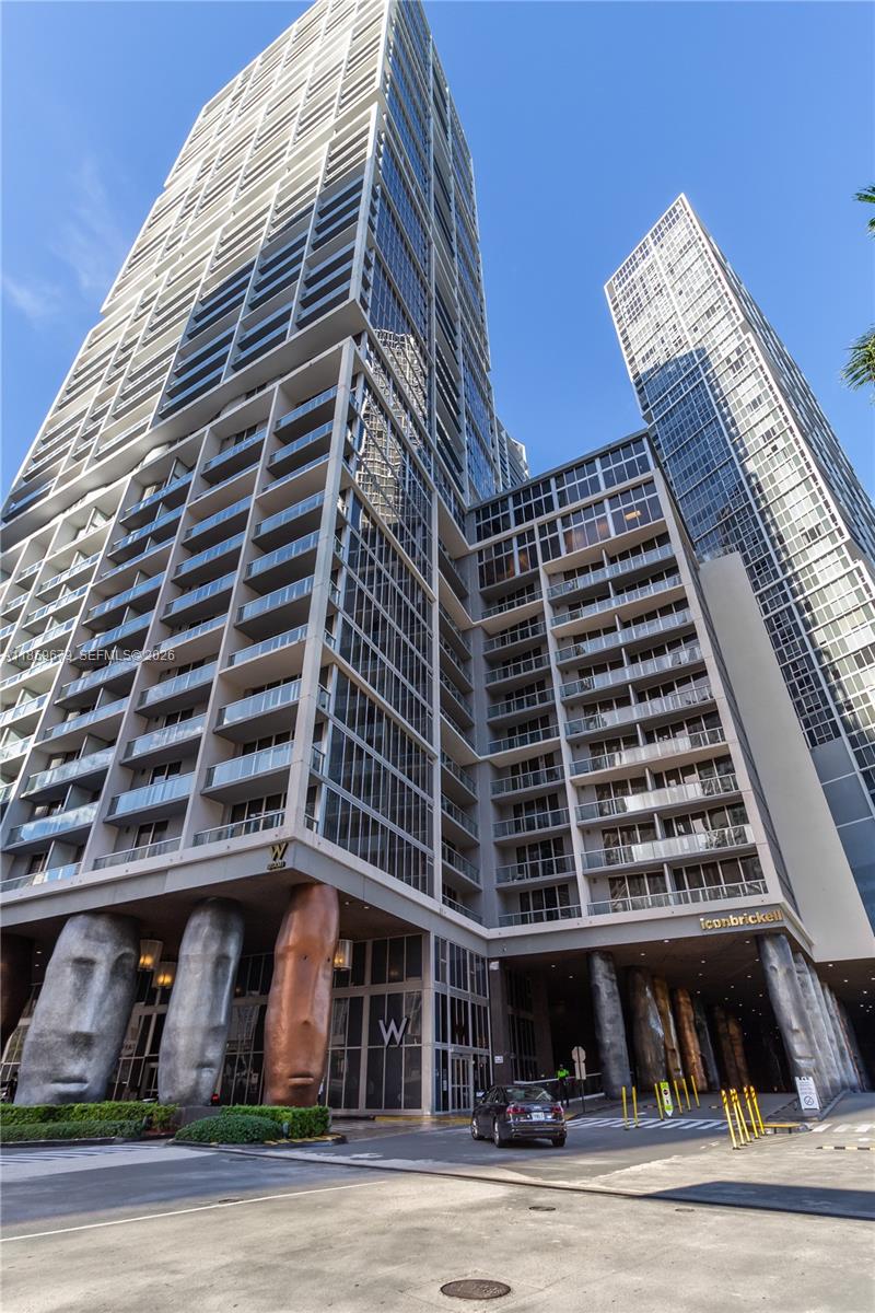 485 Brickell Ave #2210, Miami FL 33131