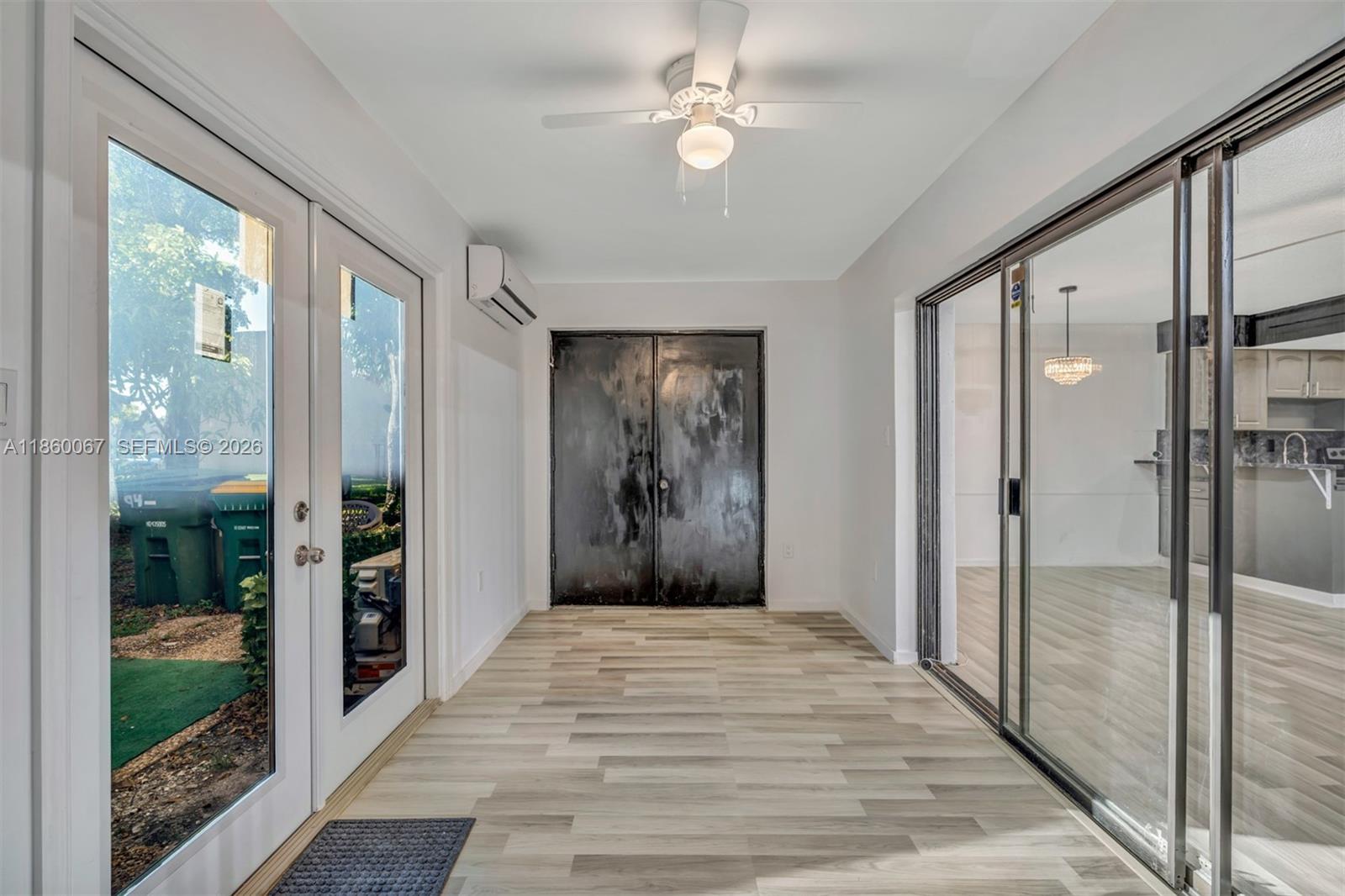 94 Pleasant Hill Ln, Tamarac FL 33319
