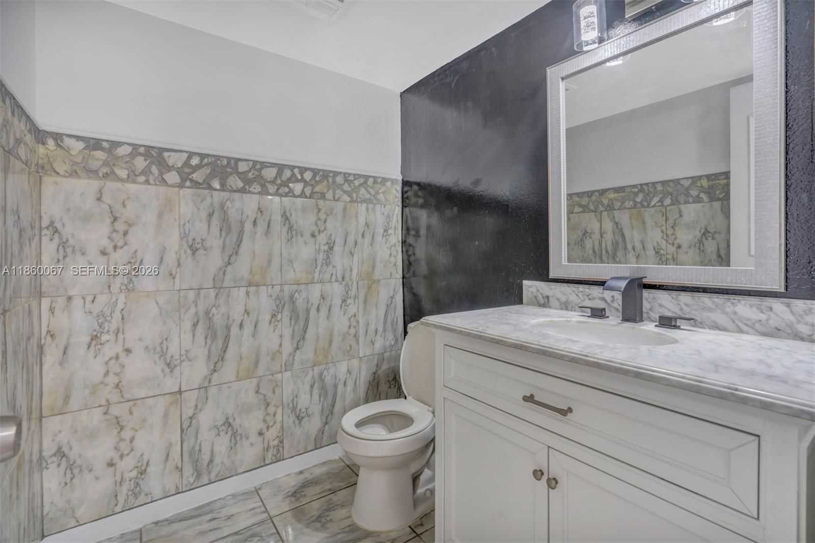 94 Pleasant Hill Ln, Tamarac FL 33319