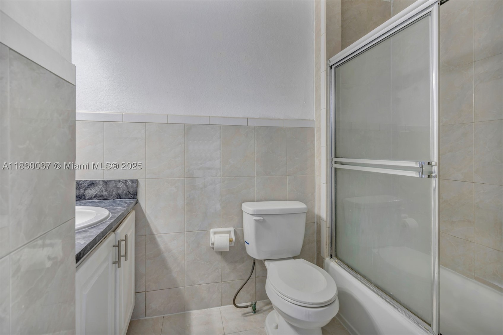 94 Pleasant Hill Ln, Tamarac FL 33319