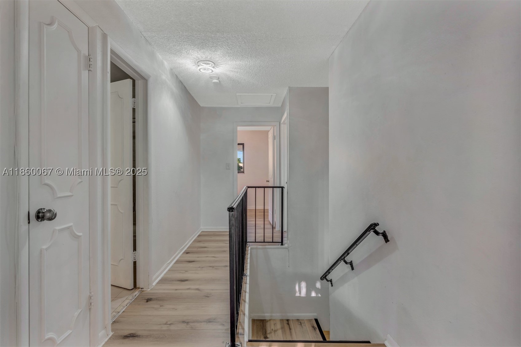 94 Pleasant Hill Ln, Tamarac FL 33319