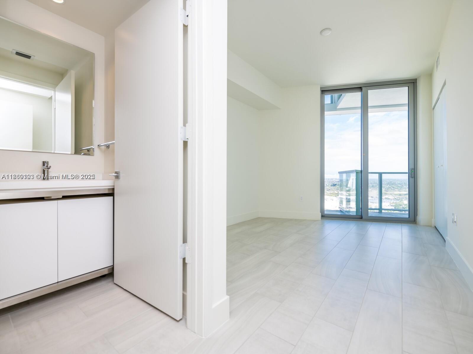2000 Metropica Way #2509, Sunrise FL 33323