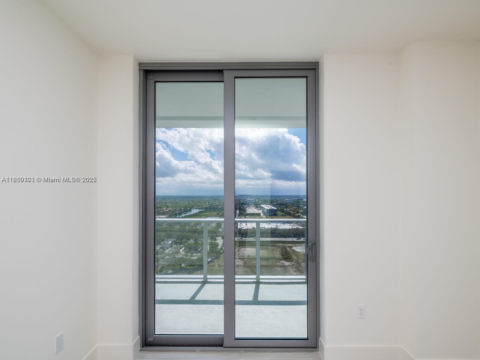 2000 Metropica Way #2509, Sunrise FL 33323