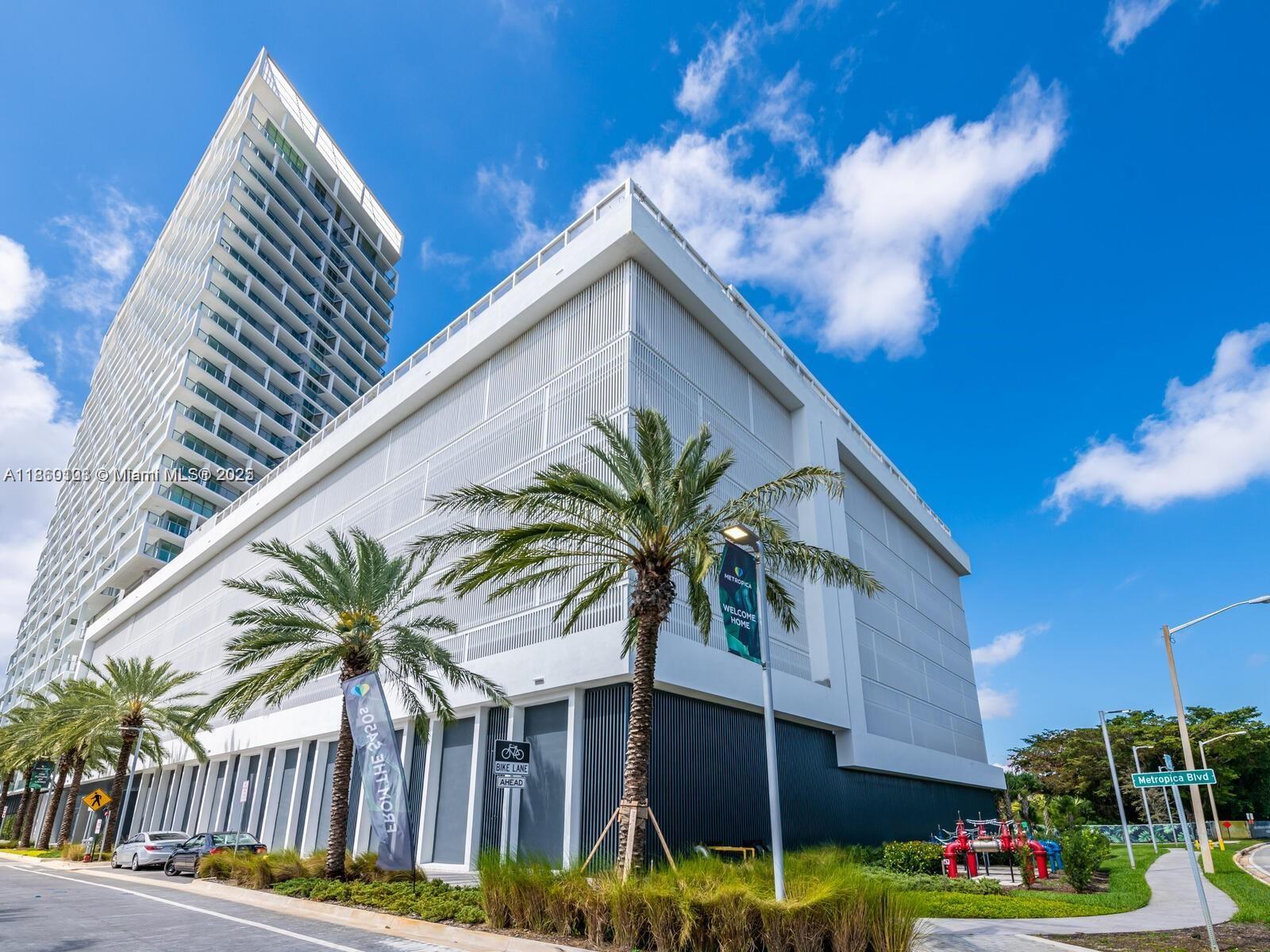 2000 Metropica Way #2509, Sunrise FL 33323