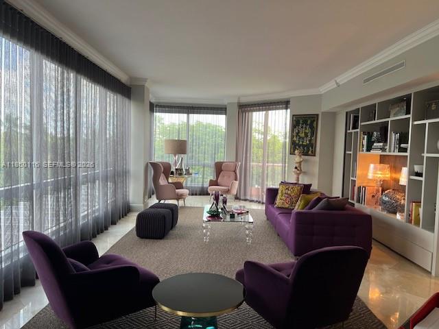 10 Edgewater Dr #4H, Coral Gables FL 33133