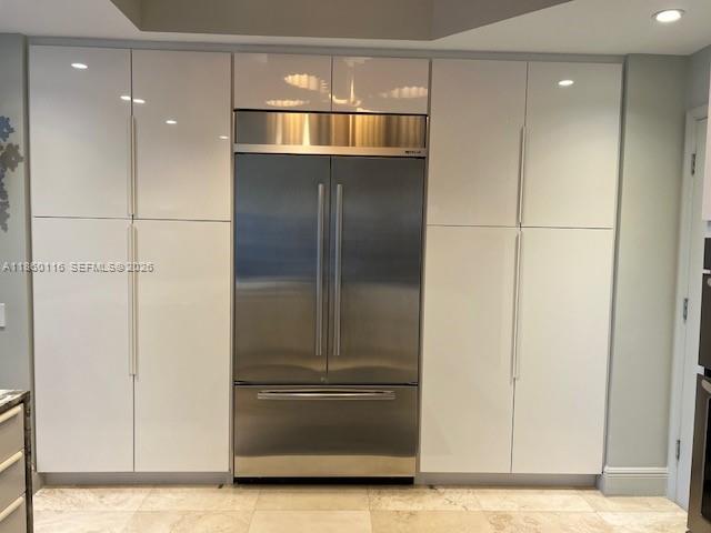 10 Edgewater Dr #4H, Coral Gables FL 33133