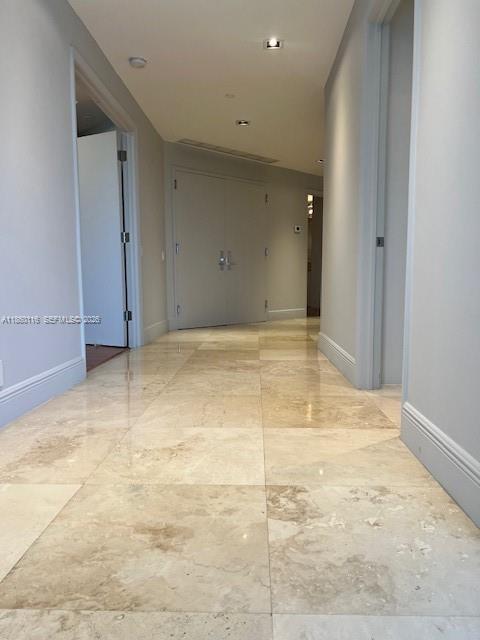 10 Edgewater Dr #4H, Coral Gables FL 33133