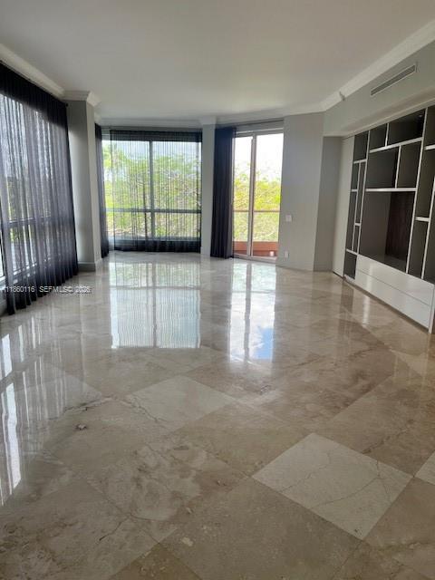 10 Edgewater Dr #4H, Coral Gables FL 33133