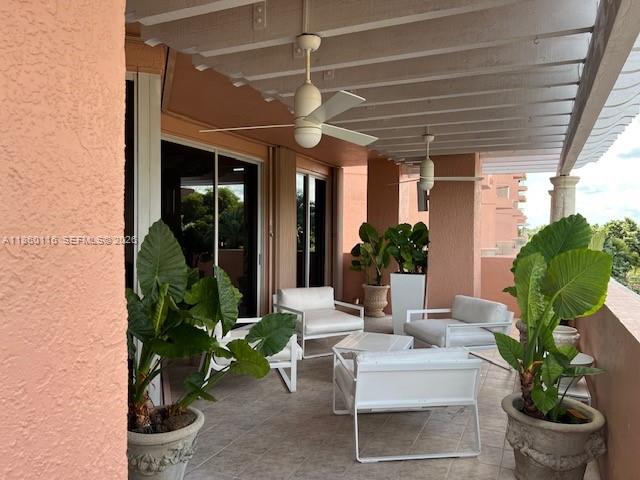 10 Edgewater Dr #4H, Coral Gables FL 33133