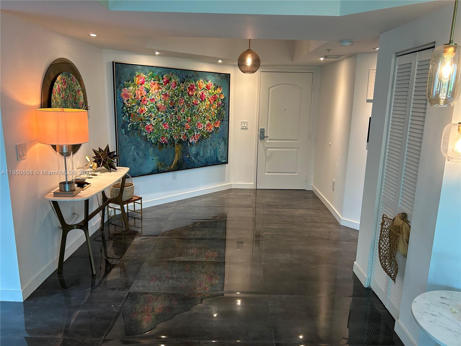 110 Washington Ave #2421, Miami Beach FL 33139