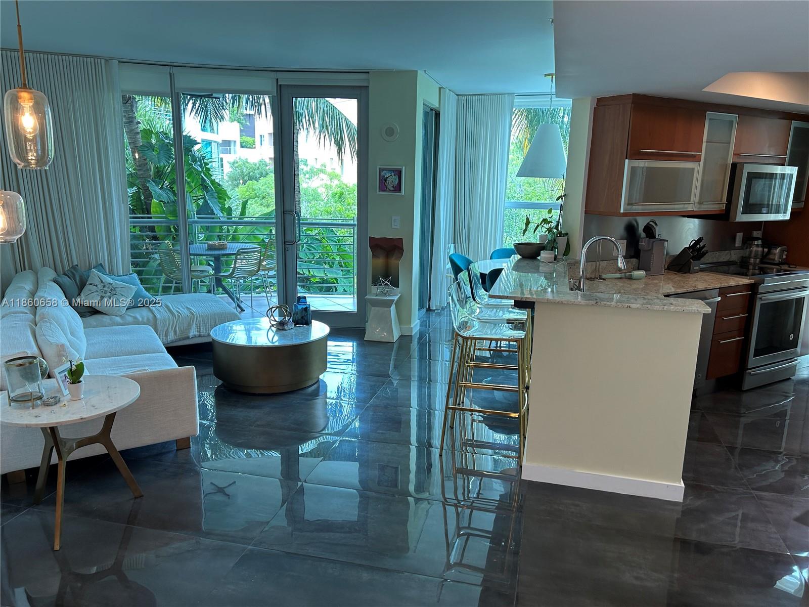 110 Washington Ave #2421, Miami Beach FL 33139