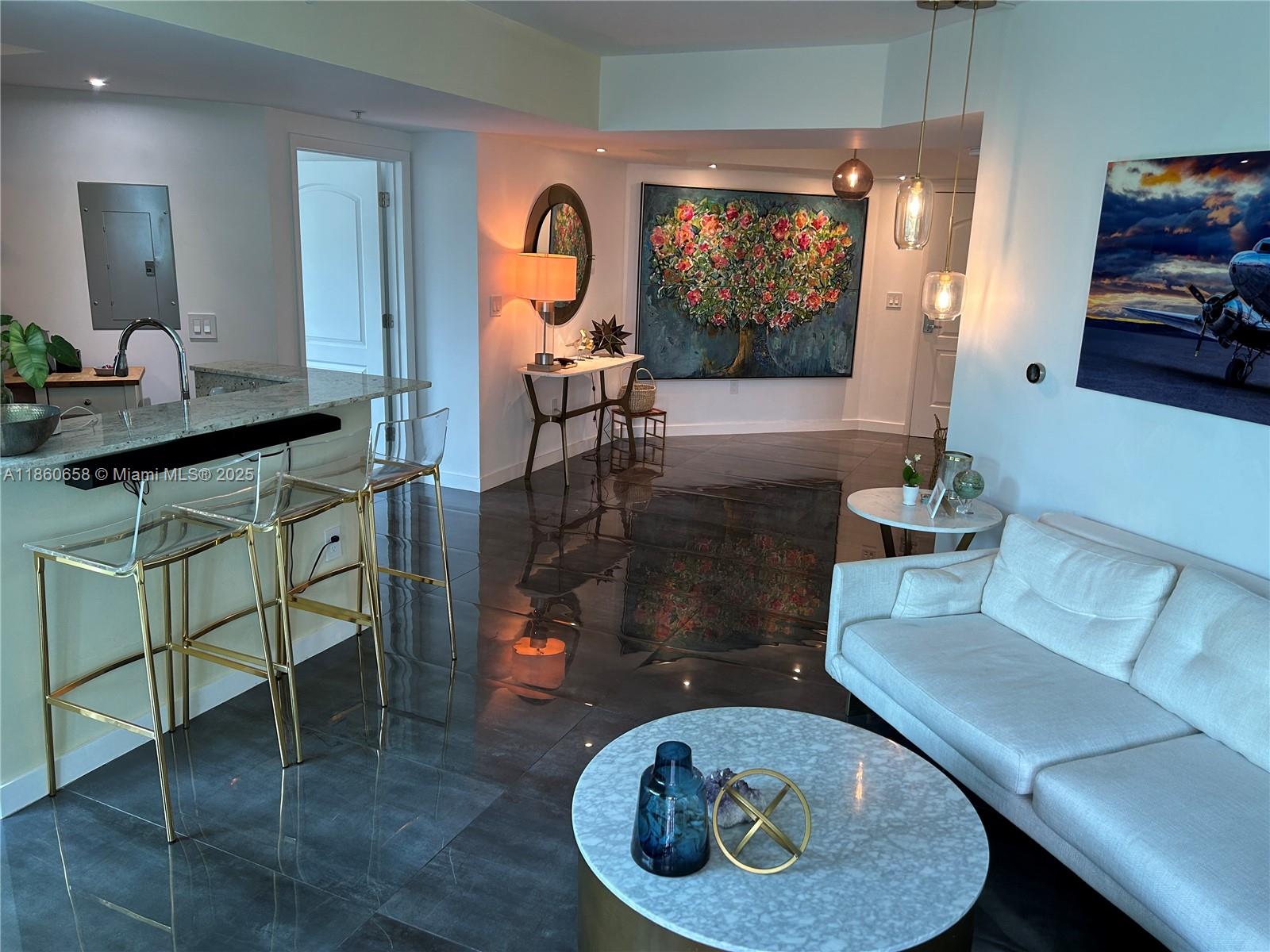 110 Washington Ave #2421, Miami Beach FL 33139