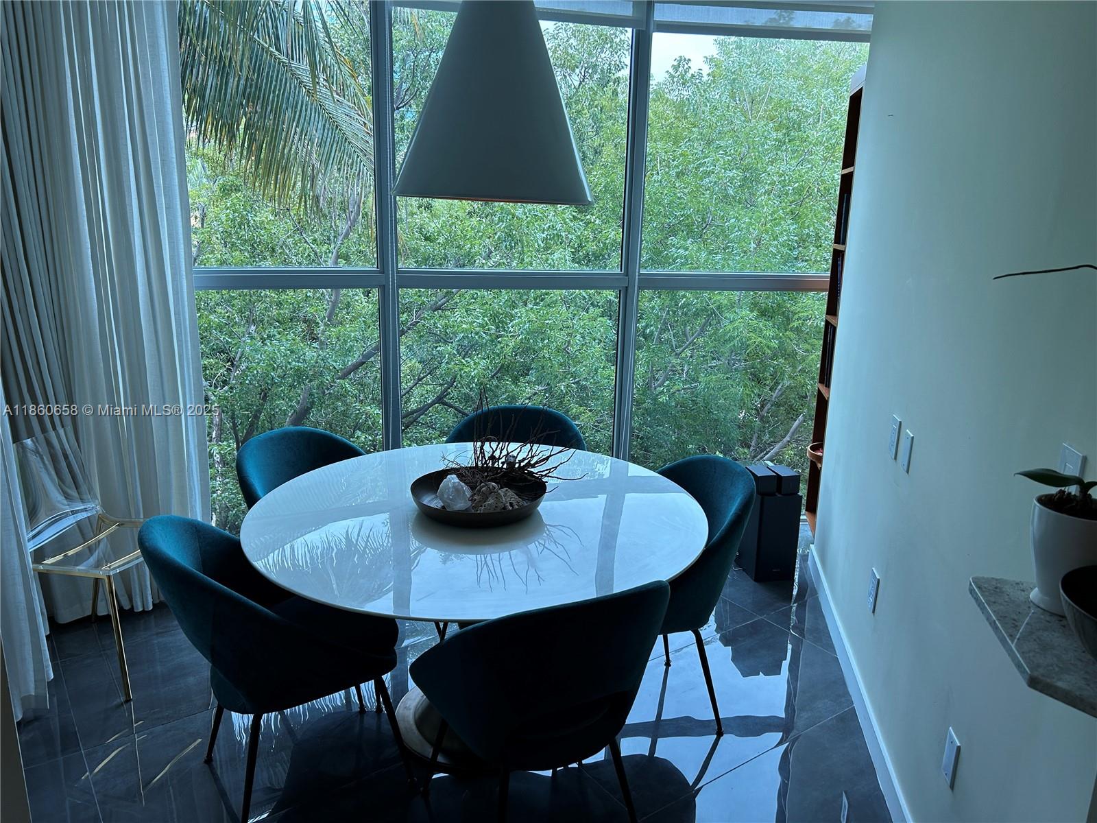 110 Washington Ave #2421, Miami Beach FL 33139