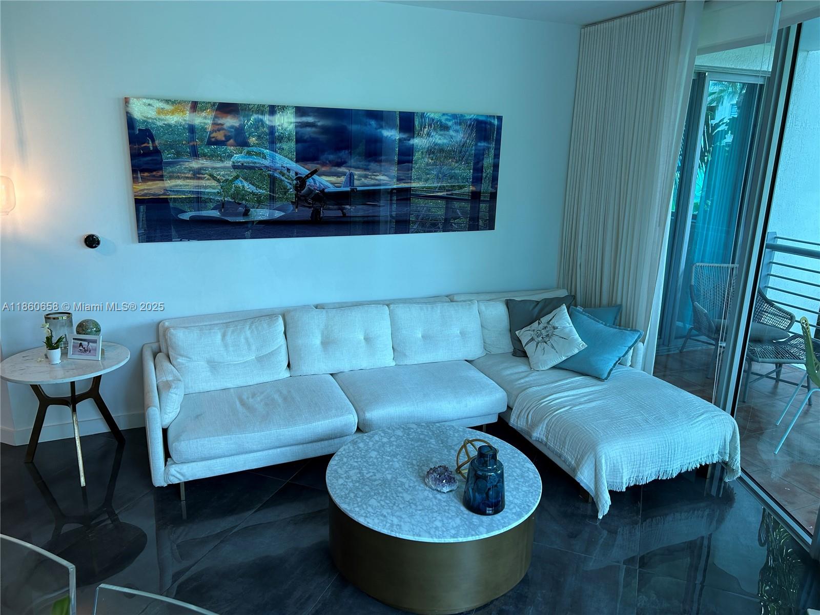 110 Washington Ave #2421, Miami Beach FL 33139