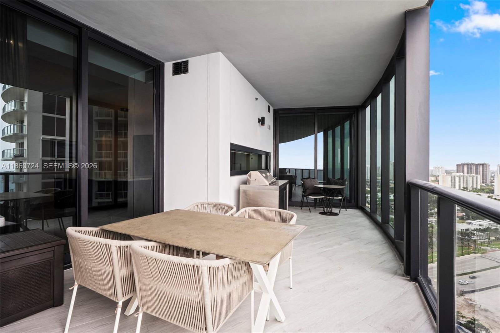 18555 Collins Ave #2105, Sunny Isles Beach FL 33160