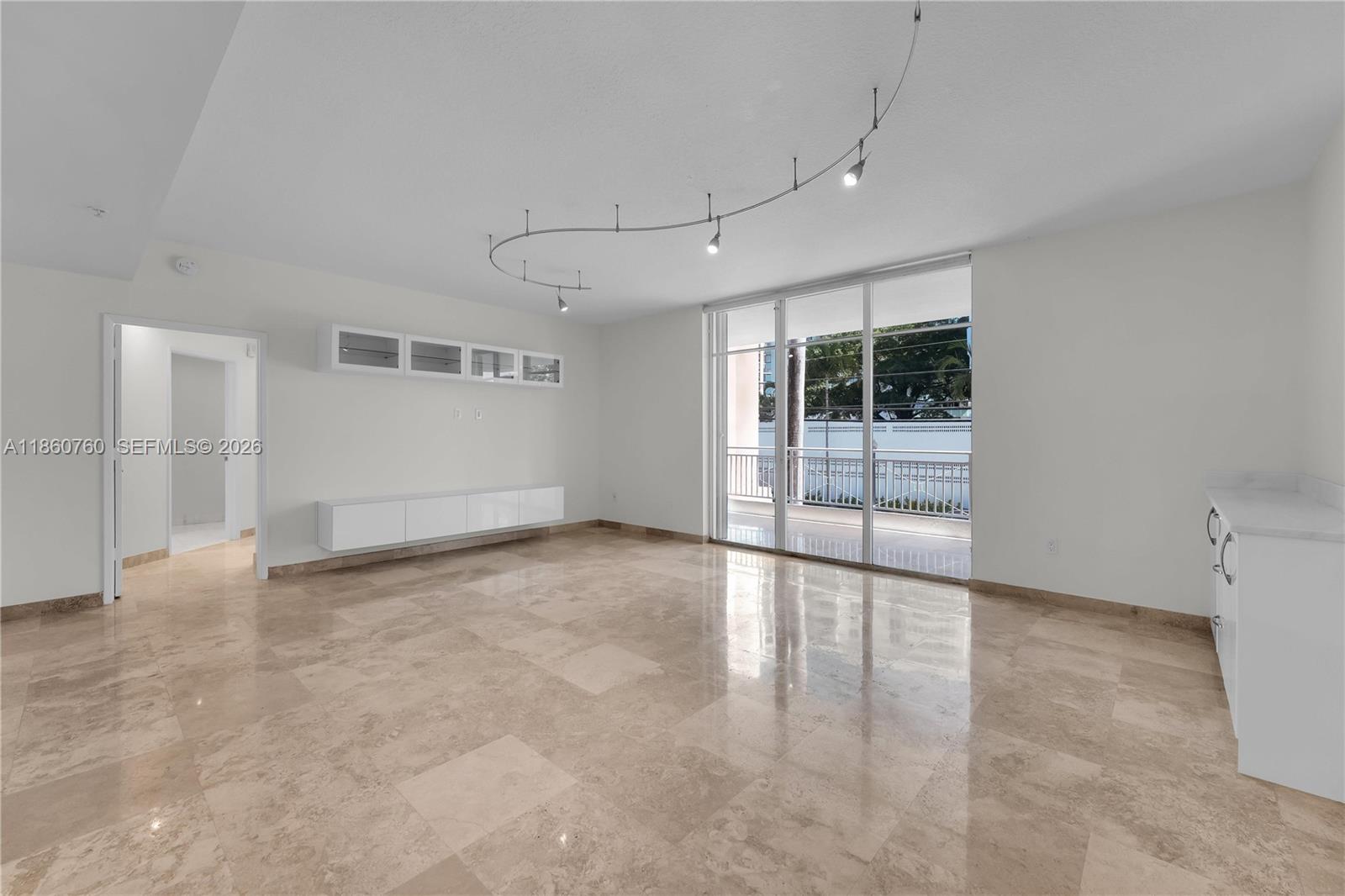 1 Century Ln #202, Miami Beach FL 33139