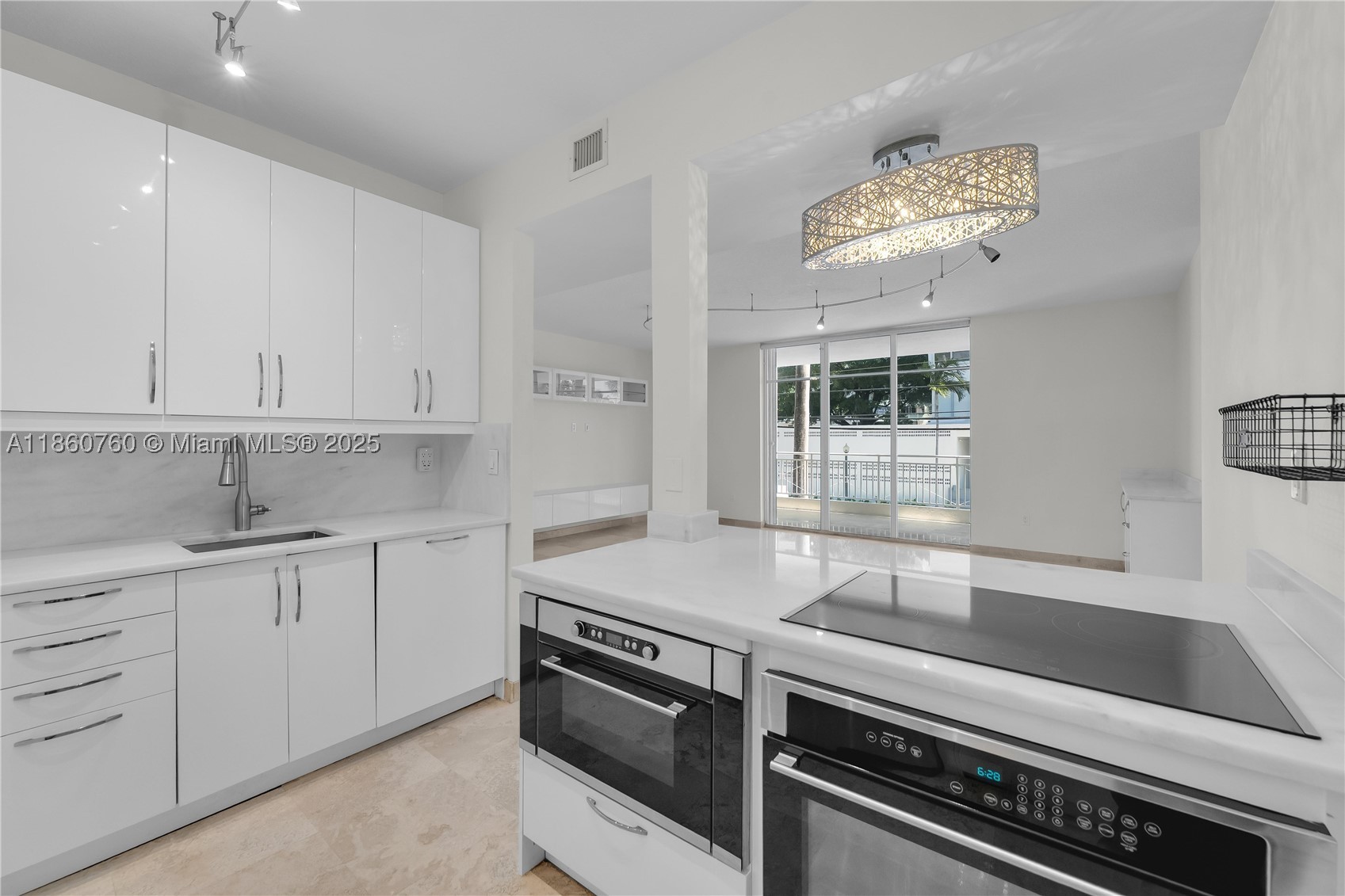 1 Century Ln #202, Miami Beach FL 33139