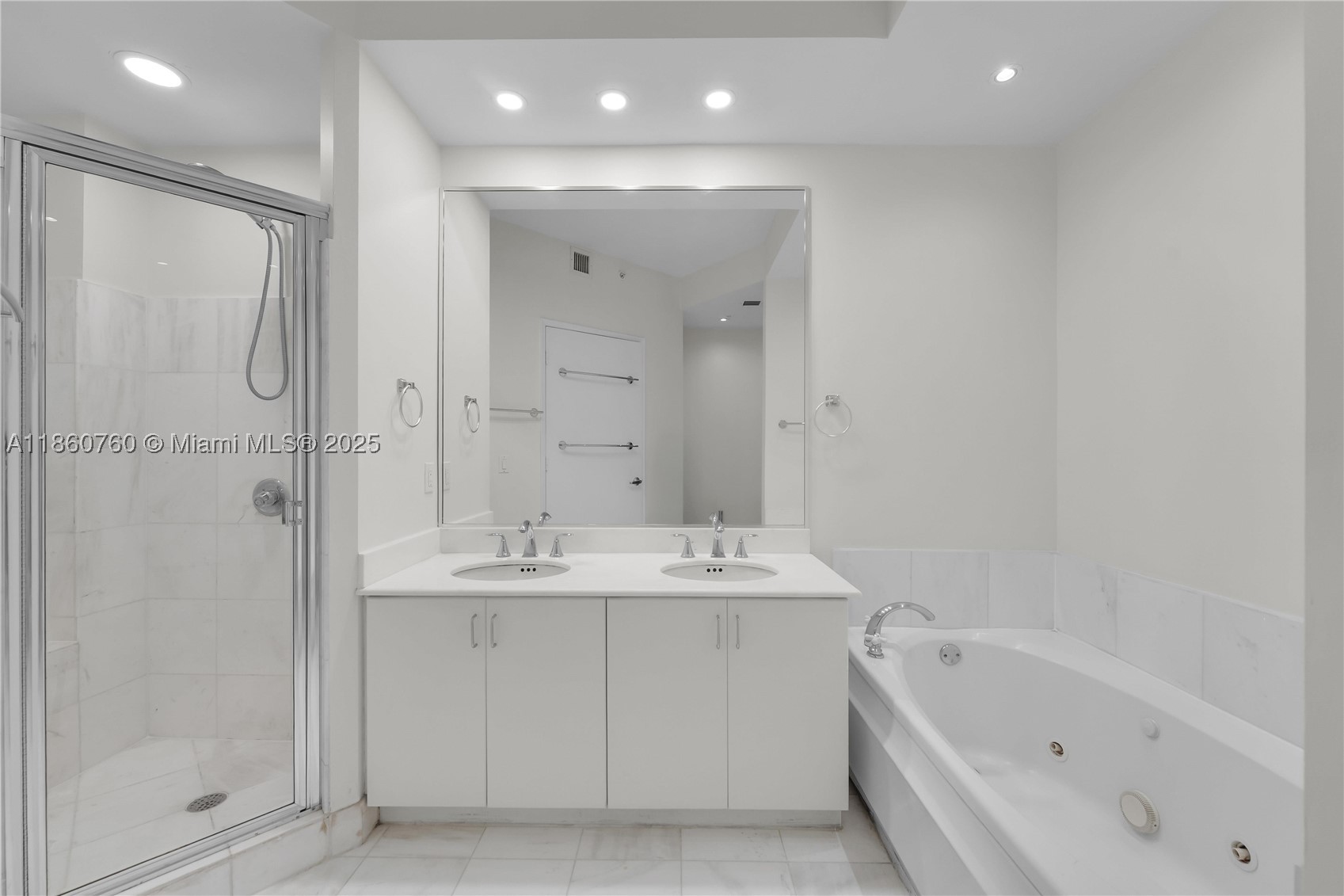1 Century Ln #202, Miami Beach FL 33139